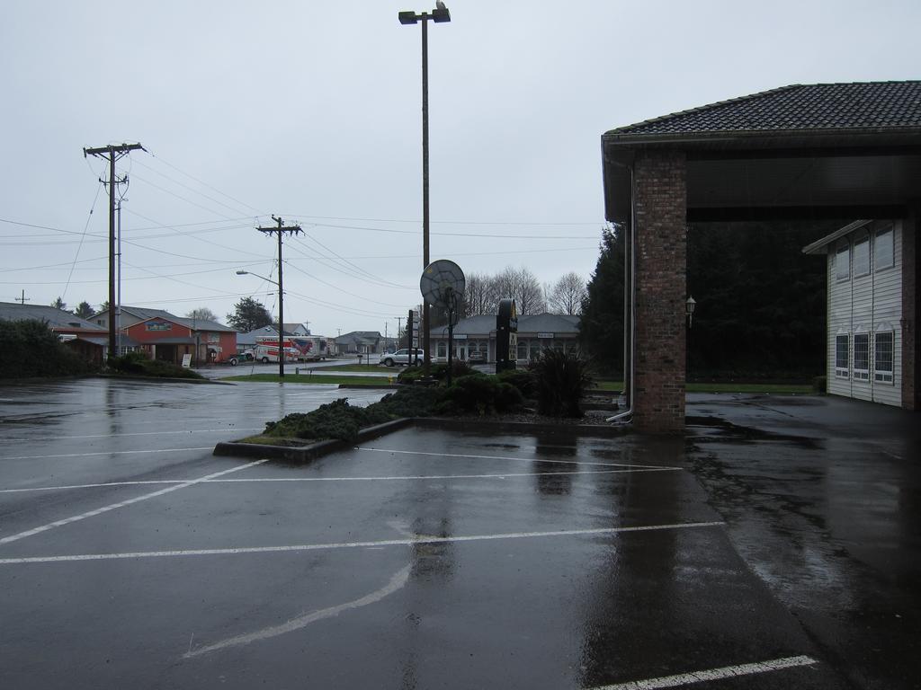 Days By Wyndham Hotel Ocean Shores